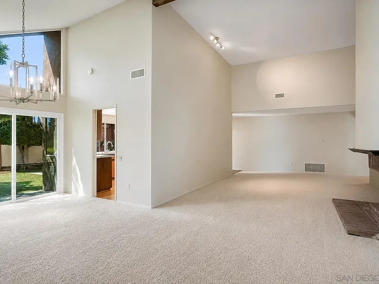 7415 Caminito Rialto — Photo 3
