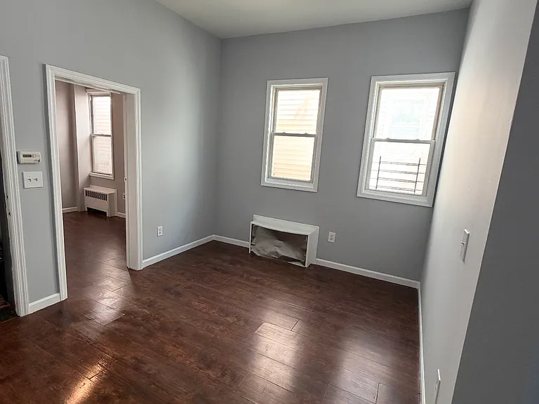 60A Rose Ave #1 — Photo 9