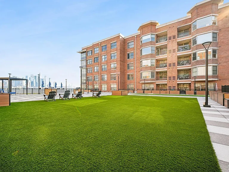 22 Avenue At Port Imperial #302 — Photo 36