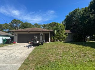 352 SW Voltair Ter, Port Saint Lucie, FL 34984