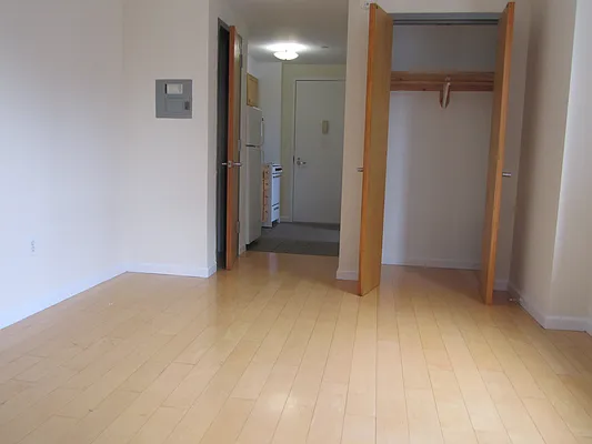 Rented by Beekman Street Realty | media 49