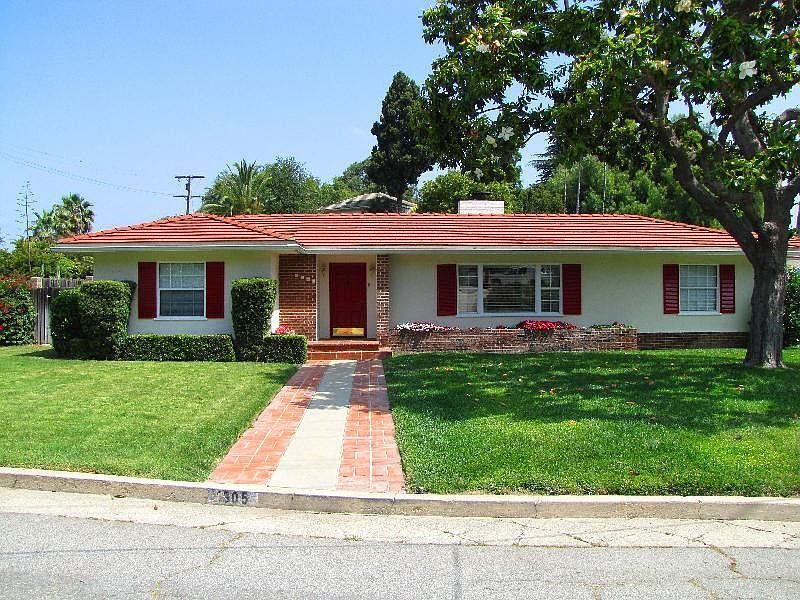 1st image of 1305 El Paraiso Dr