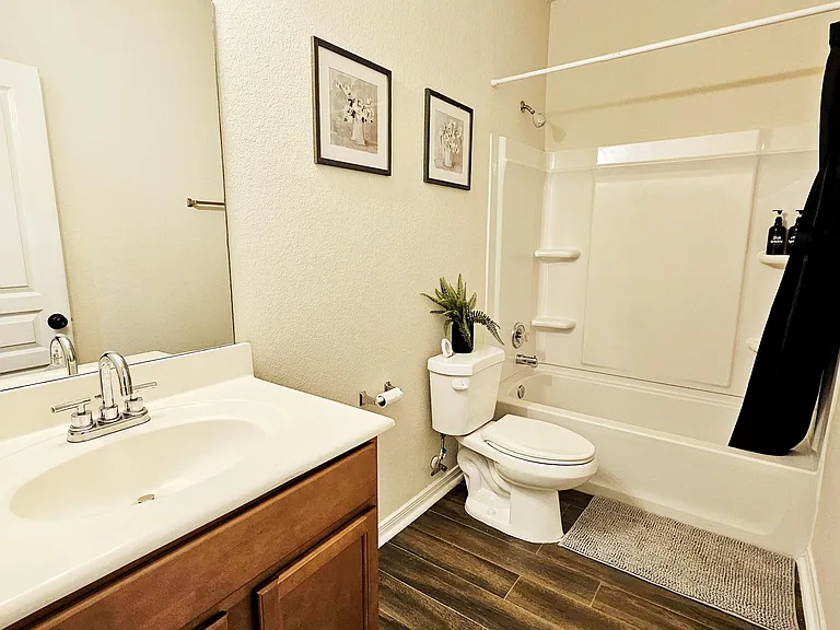 Skyview Silver Dr — Photo 2