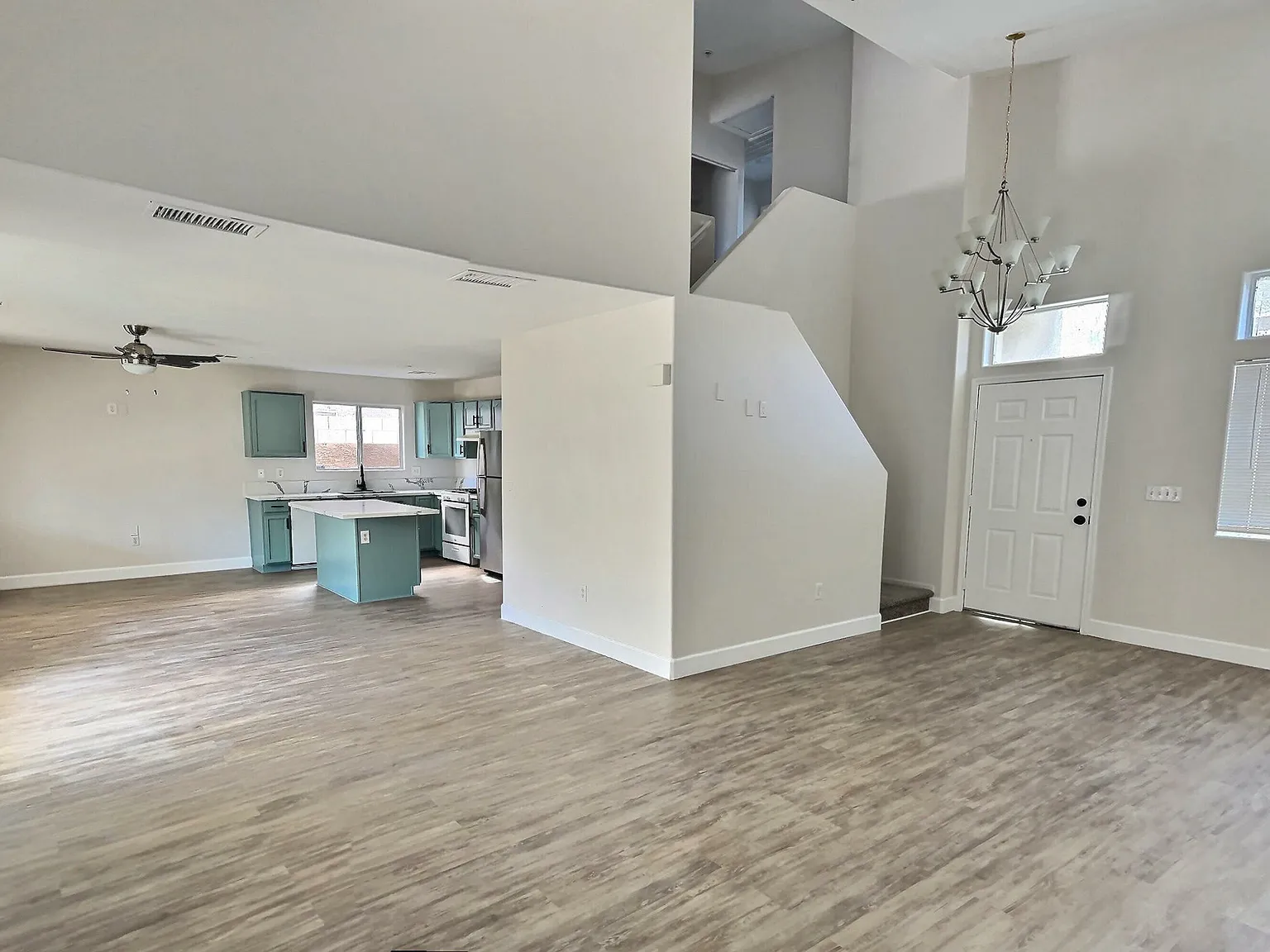 4 bed, 1594 sqft, $2,150 — Photo 3