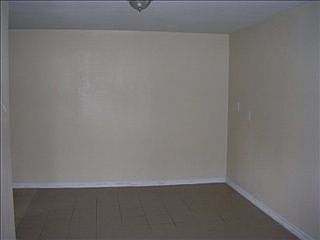 5th image of 2224 Nannette Ave