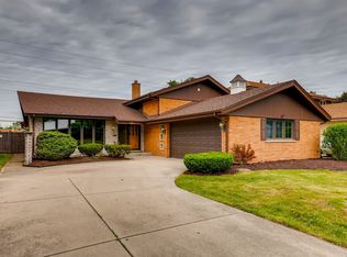 4104 W 91st Pl, Oak Lawn, IL