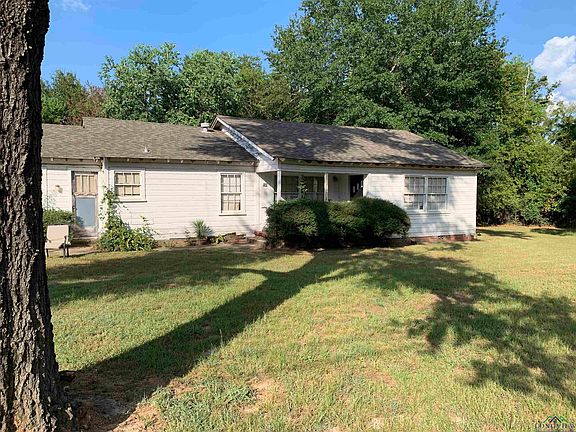 2nd image of 105 E Ann Dr
