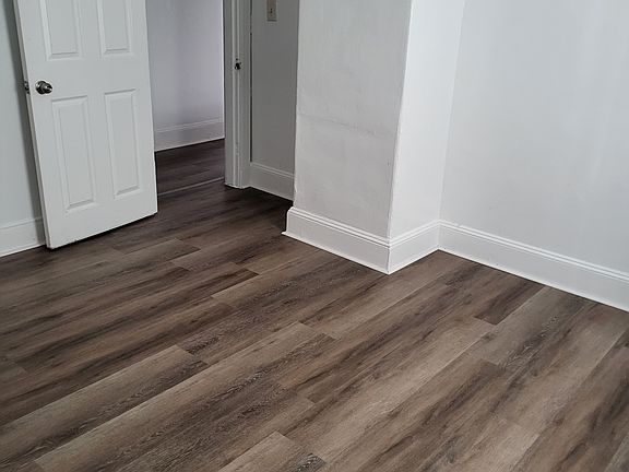3rd image of 13-15 Greystone Ave