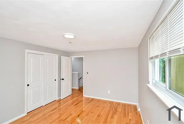 383 Pearl St — Photo 4