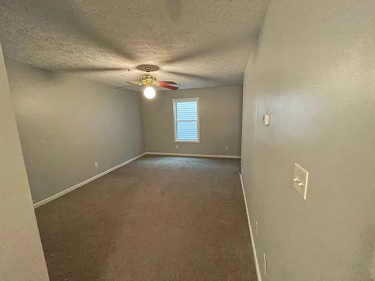 424 McLane Ave #5 — Photo 8