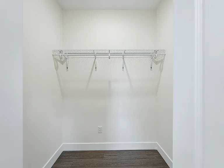 392 S 19th St #2 — Photo 16