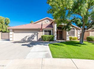 1864 E Smoke Tree Rd, Gilbert, AZ 85296