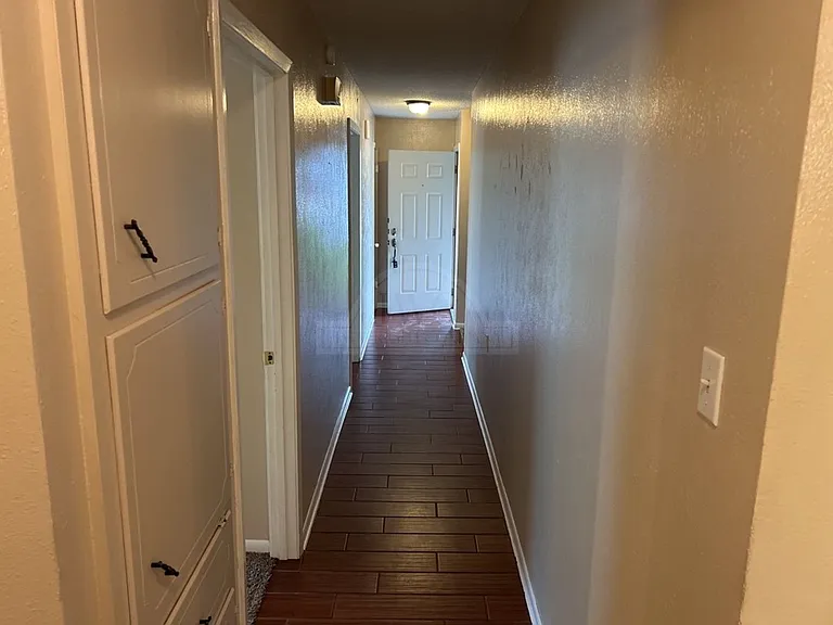 1013 Kathey Dr — Photo 11