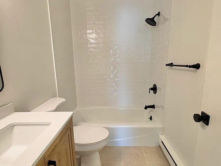 925 Oronoke Rd #30L — Photo 12