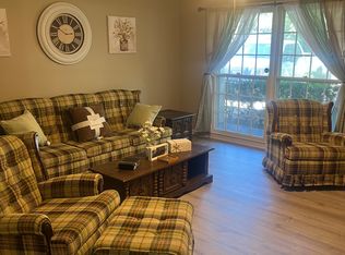 3329 Robin Rd, Brunswick, GA 31520