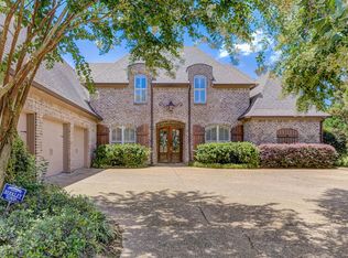 306 Madison Rdg, Vicksburg, MS 39180