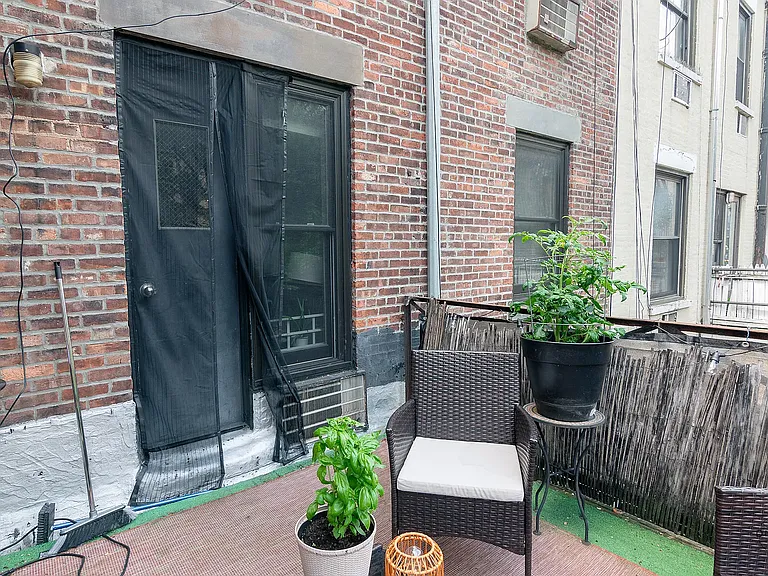 131 W 80th St #3B — Photo 9