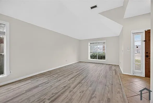 1035 Cascade Creek Dr — Photo 16