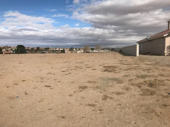 14018 Topmast Dr, Helendale, CA 92342