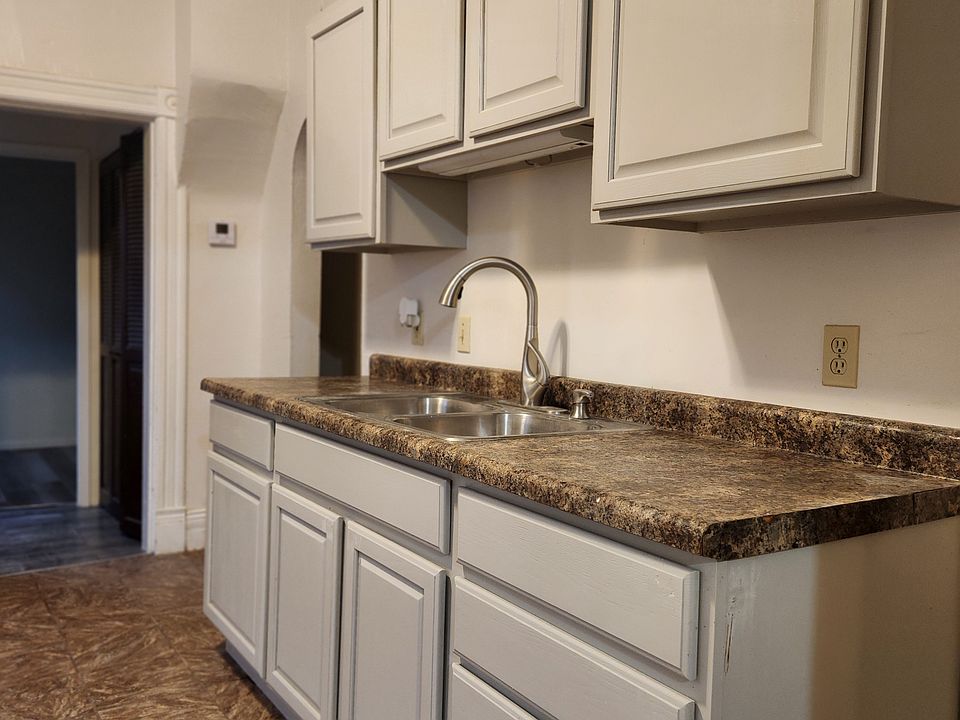 1st image of 578 W 6th St #1