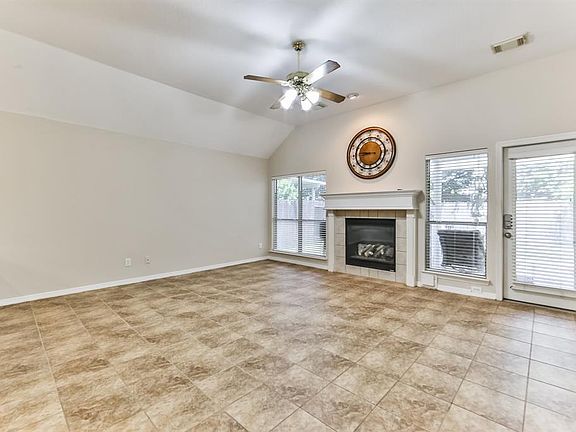 5th image of 3011 Willow Fork Dr