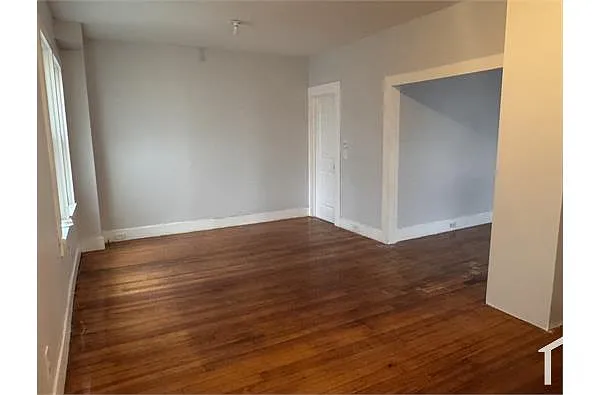 Building Photo - 33 Converse St #33