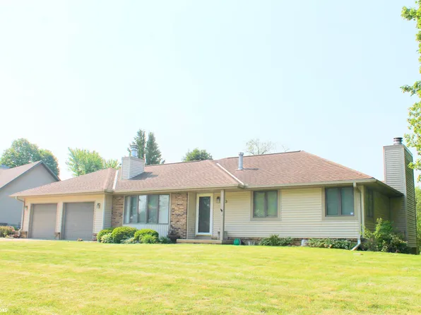 3 E 32nd St, Atlantic, IA 50022