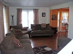 3rd image of 11 Franklin Ave