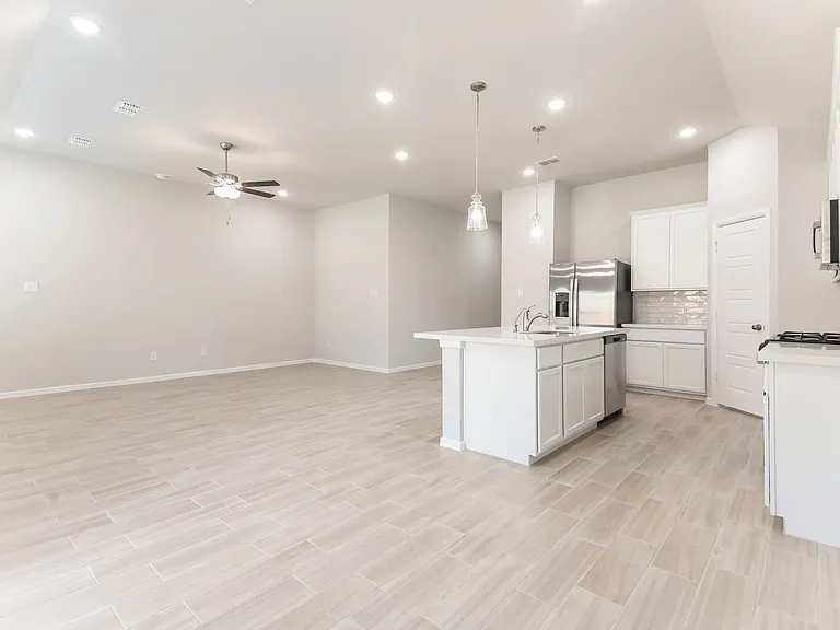 5108 Middlestone Ln — Photo 7