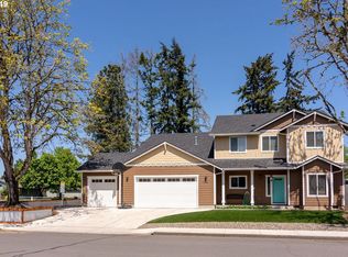 1296 Quince Dr, Junction City, OR 97448