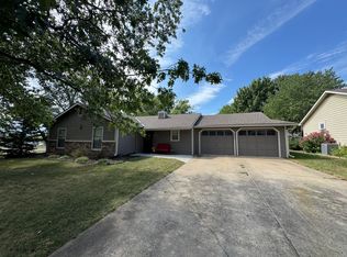 2925 Lawrence Ave, Lawrence, KS 66047