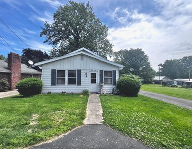 1220 S Darwin Ave, Princeton, IN, 47670