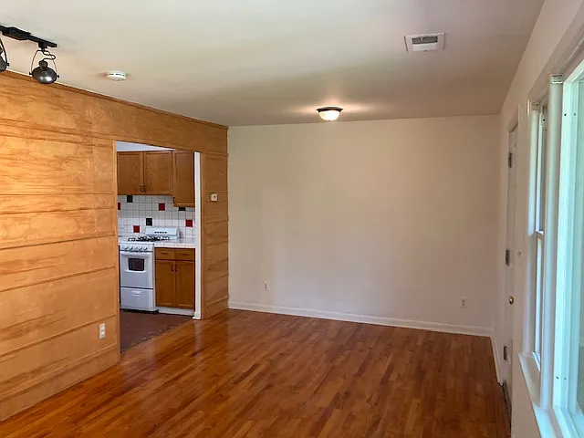 1 bed, 500 sqft, $1,295 — Photo 4