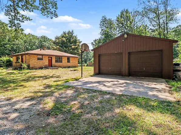 6325 Durham Rd, Whitehall, MI 49461