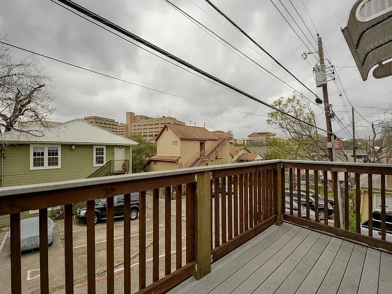 601 Bellevue Pl #D — Photo 10