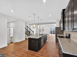 10009B American Pharoah Ln, Laurel, MD 20723