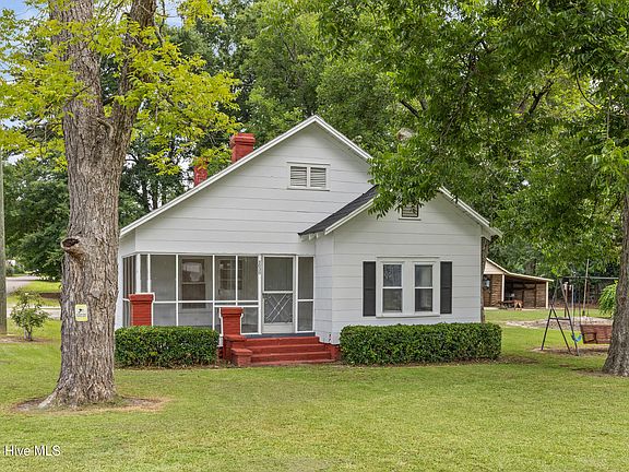 2nd image of 1030 Rollins Street