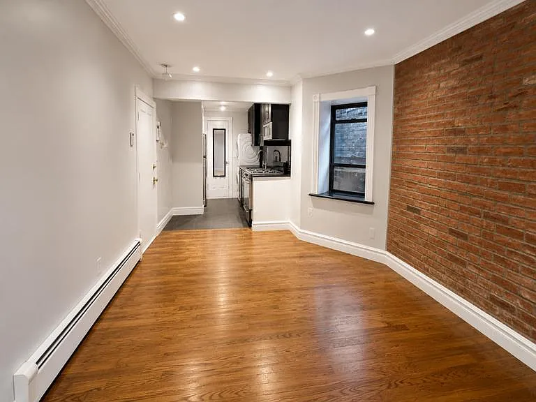 52 Barrow St #LF — Photo 2