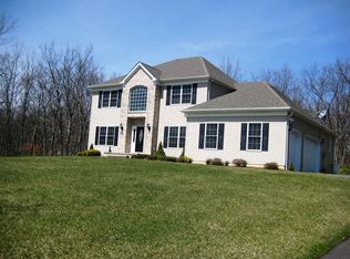55 Hemlock Dr, New Egypt, NJ