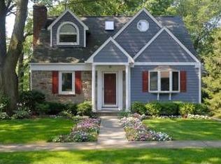 6 Dane Dr, Harrison, NY 10528