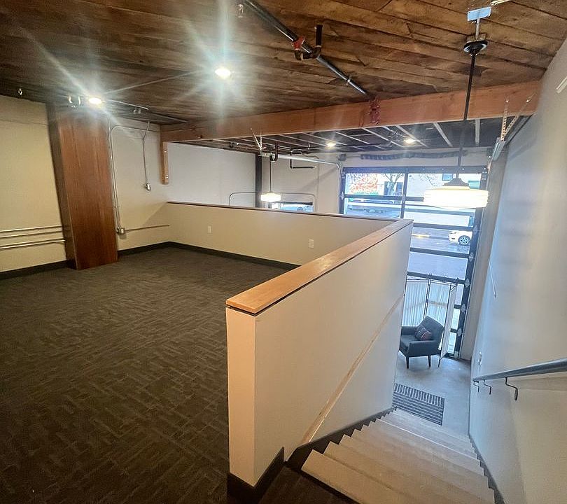 1st image of 122 W 5th St