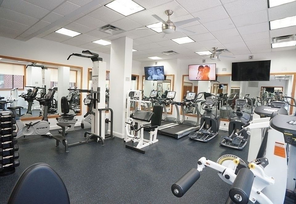 1st image of 330 W 56th St #6Q
