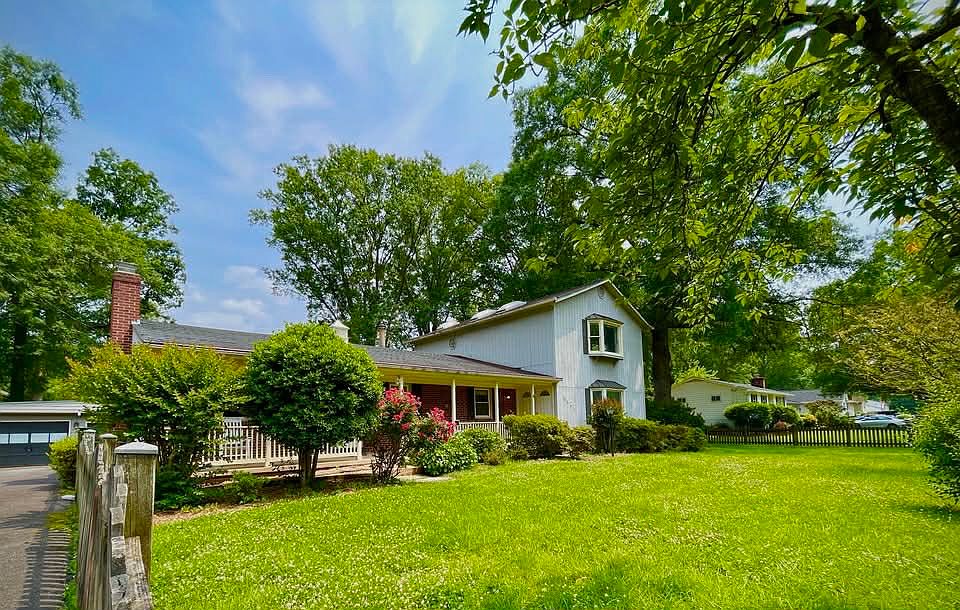 1st image of 8621 Lea Ln