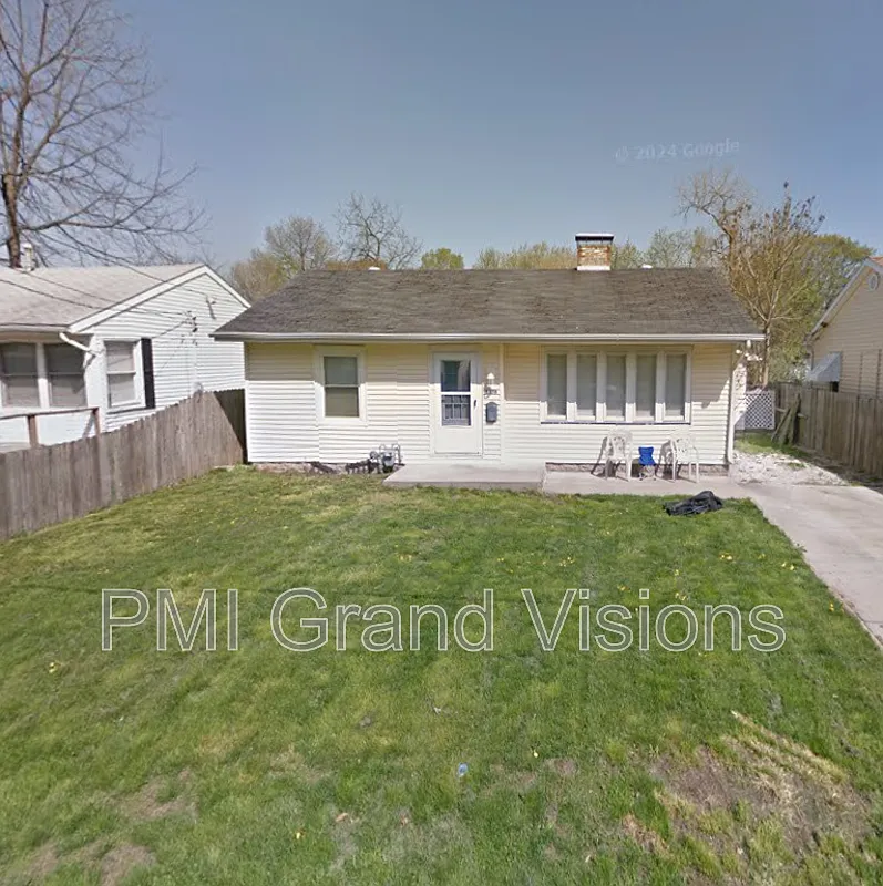 1238 E Bon Air Ct photo 1