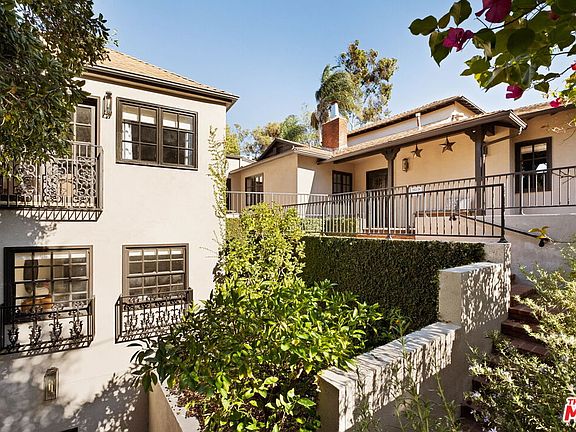 3rd image of 2770 La Castana Dr