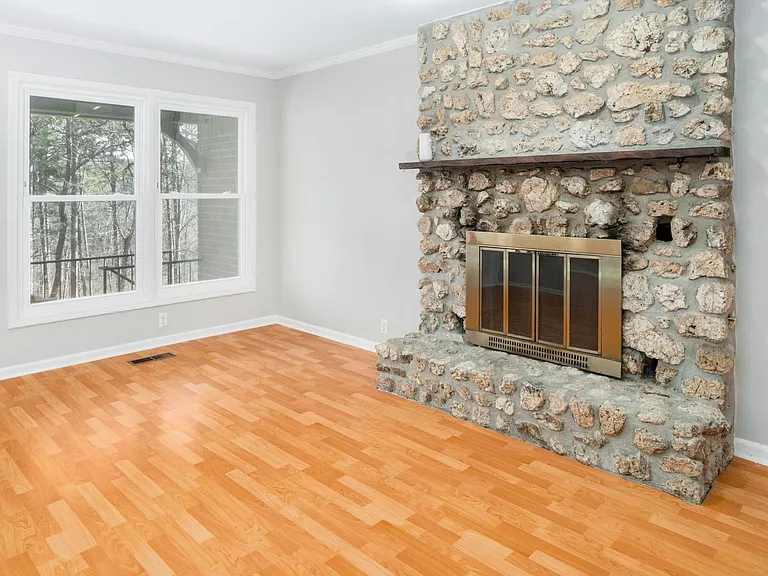 16 Malaga Cir — Photo 20