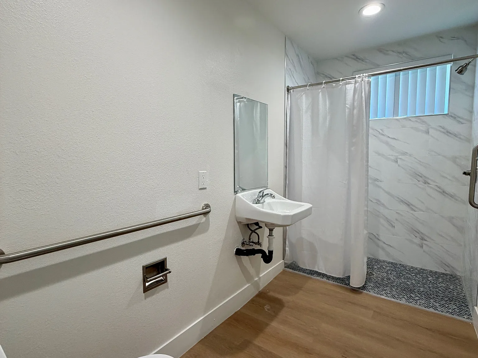 1 bed, 367 sqft, $2,175 — Photo 4
