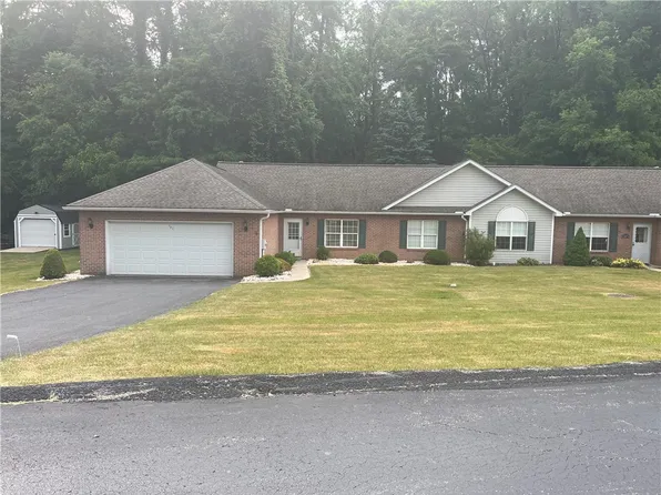 103 Dana Dr, Greensburg, PA 15601