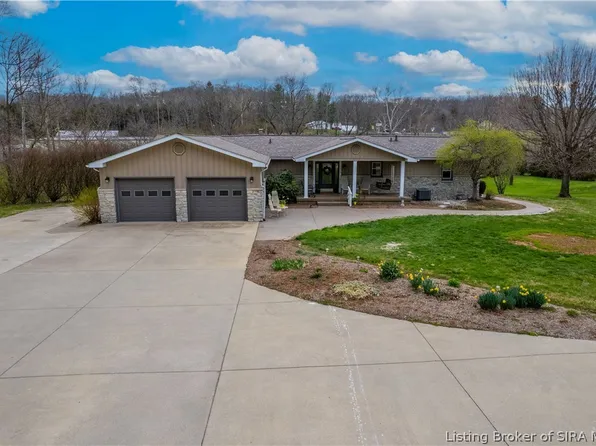 1424 W Mulberry Street, Salem, IN 47167