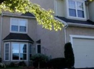 226 Country Club Dr, Lansdale, PA 19446